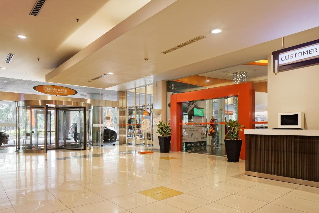 Harris Hotel And Conventions Kelapa Gading Yakarta Exterior foto