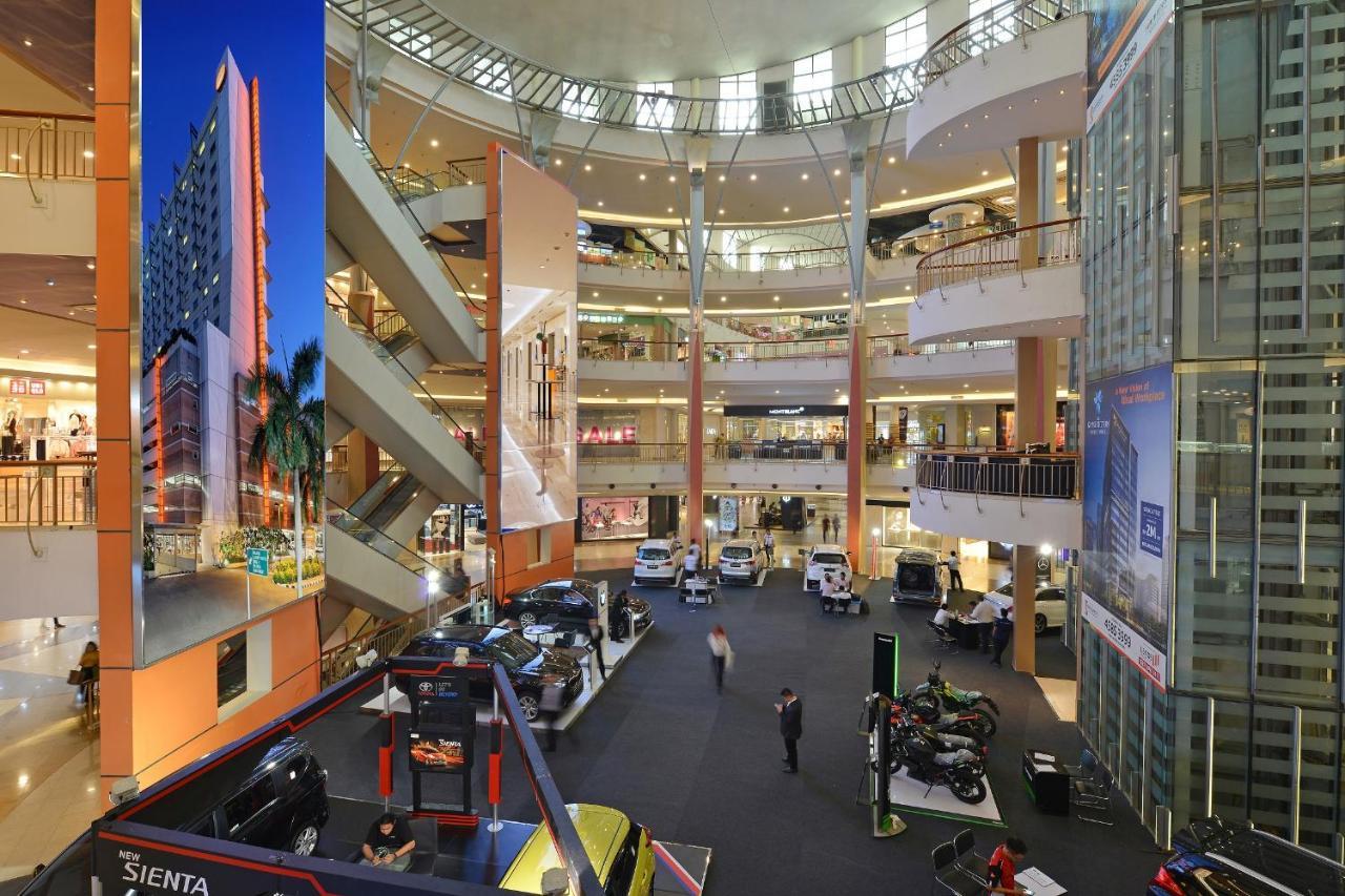 Harris Hotel And Conventions Kelapa Gading Yakarta Exterior foto